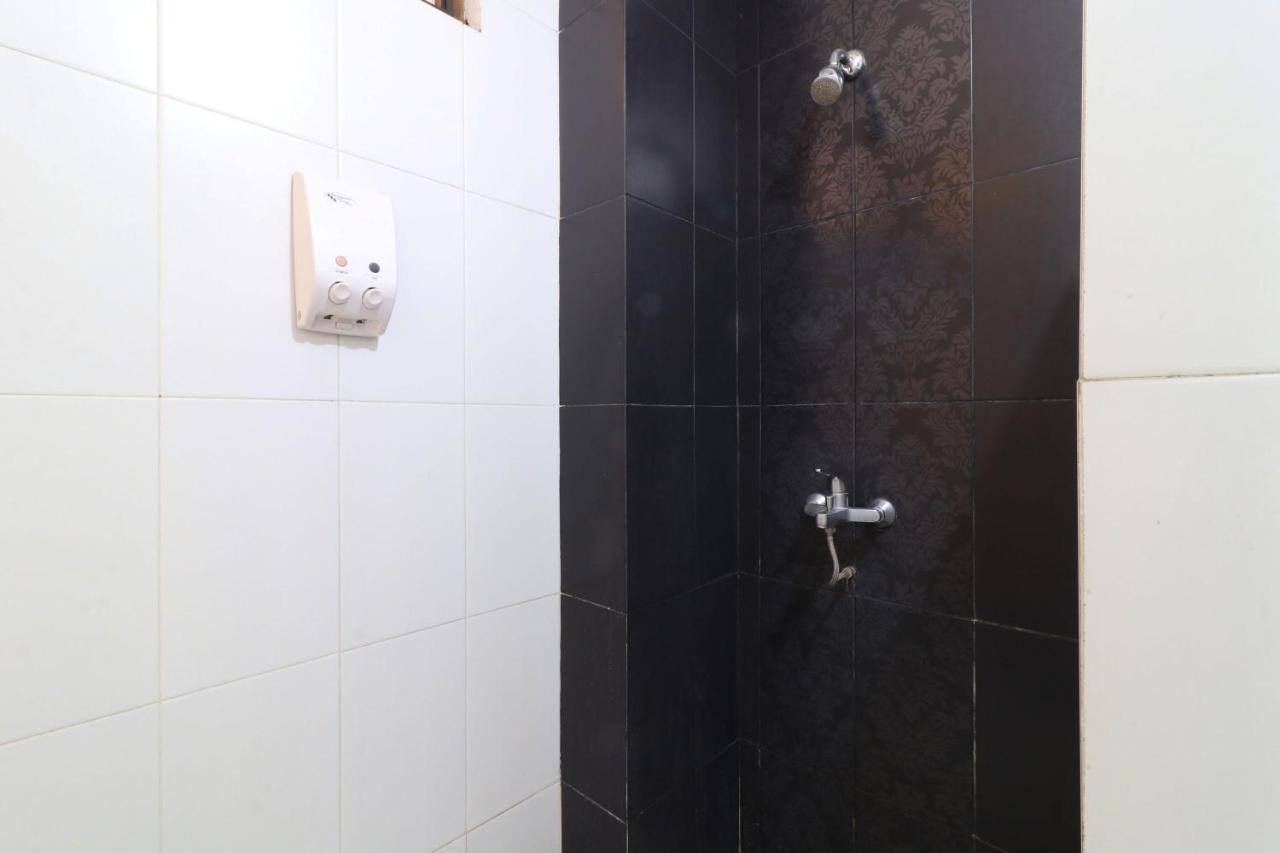 C'One Hotel Pulomas Cakarta Dış mekan fotoğraf